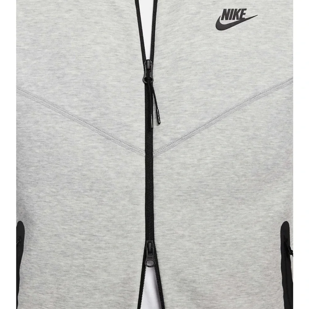 Nike Sportswear Tech Fleece Windrunner Full-Zip Hoodie - Picture 11 of 13